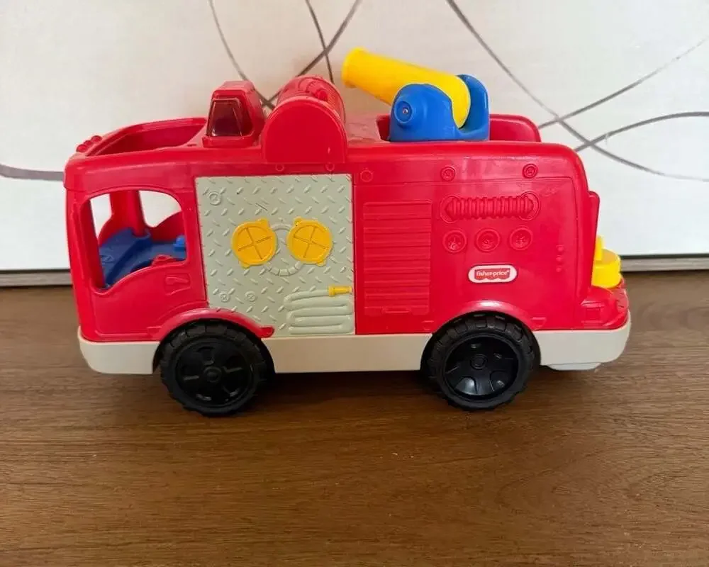 Fisher-Price Laugh & Learn Fire Truck Toy